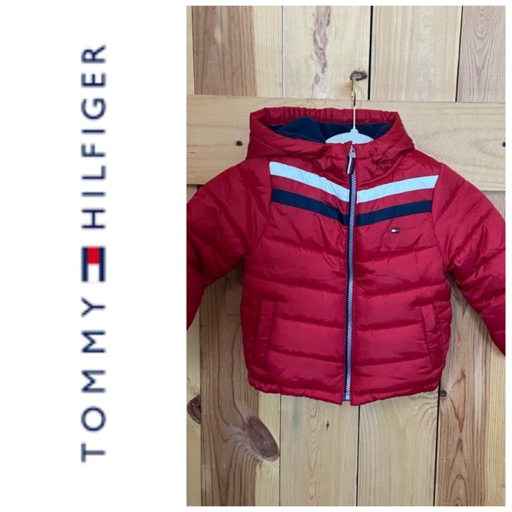 NWOT Tommy Hilfiger 3T red puffer coat